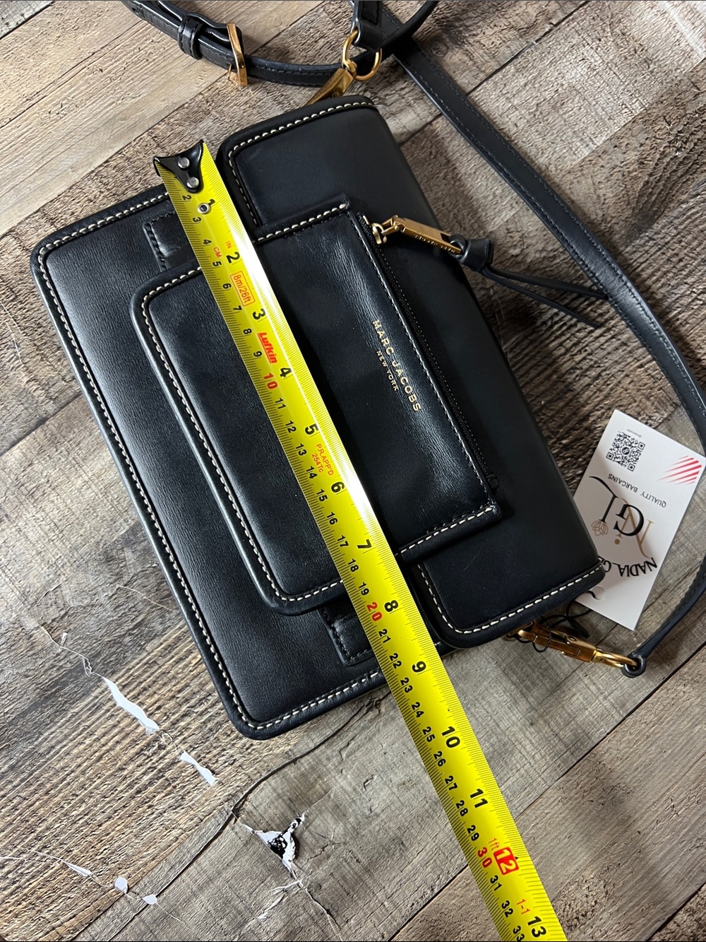 Marc Jacobs Black Leather Crossbody with Front Pocket & Gold Hardware - Picture 14 of 15